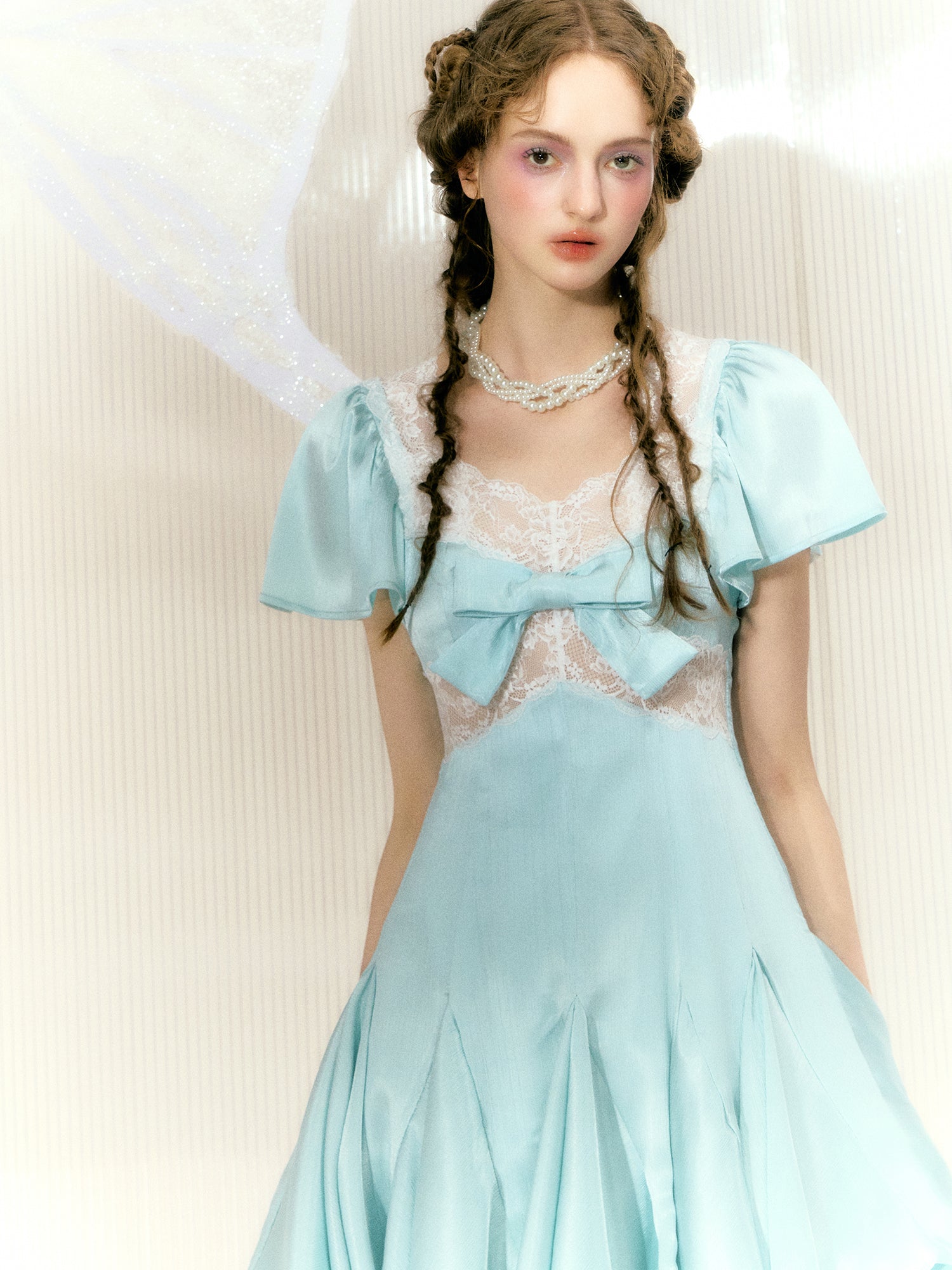 Hollow Lace Bow Short-sleeved Dress