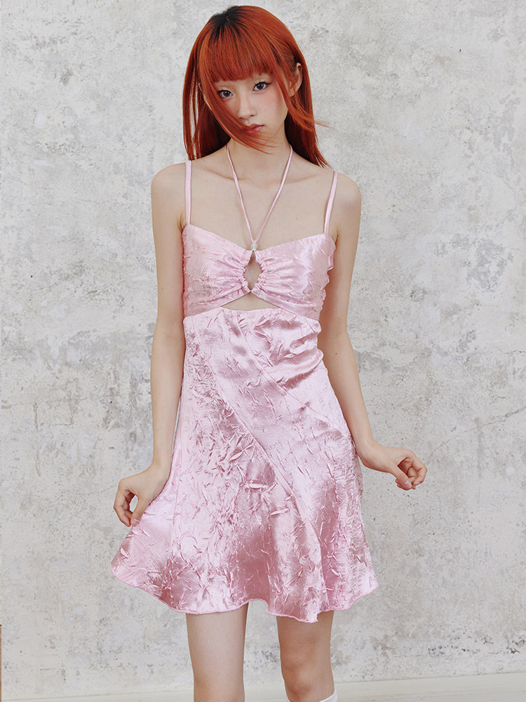 반짝이는 중공 서스펜더 드레스 & 레이스 슬리브