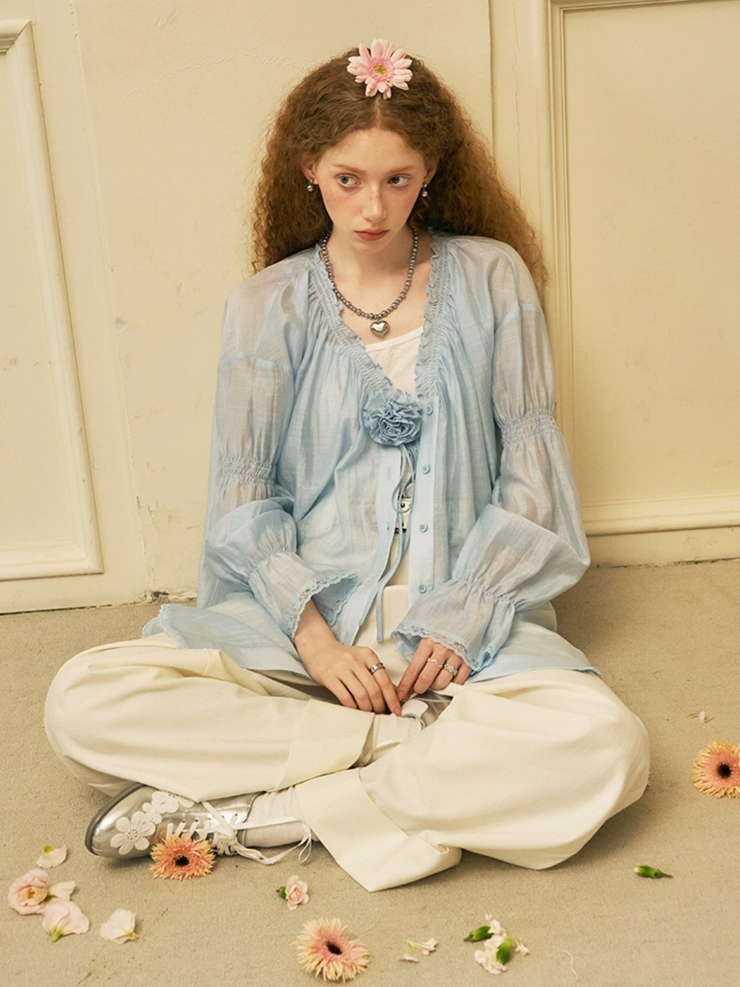 Gather V-Neck Lace Stitching Sheer Shirt