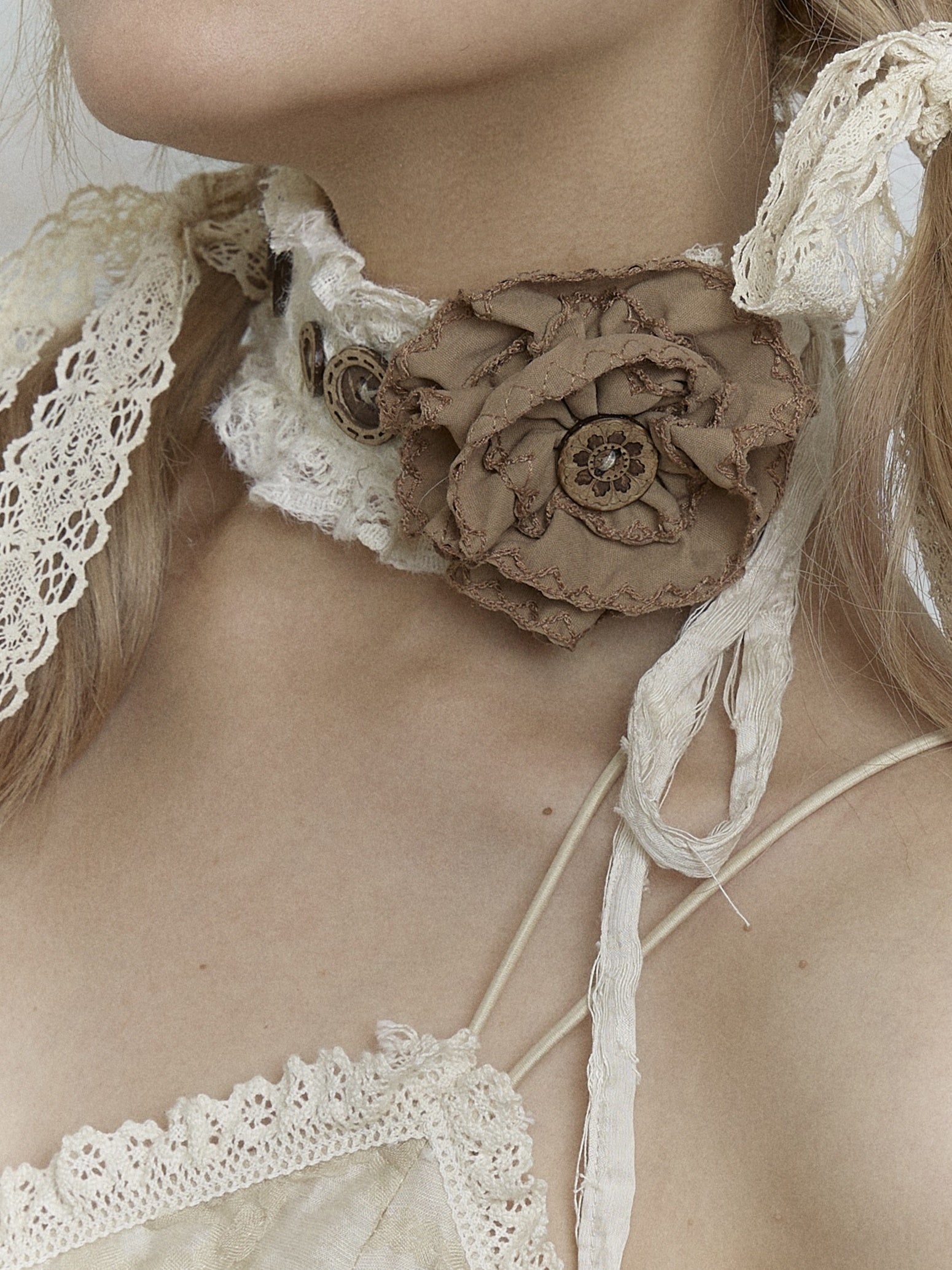 Tour de boucille en bois romantique couleuse de fleur détachable