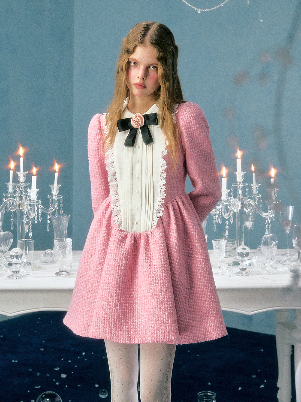 Bogenblume Brosche Puffhülle Kleid