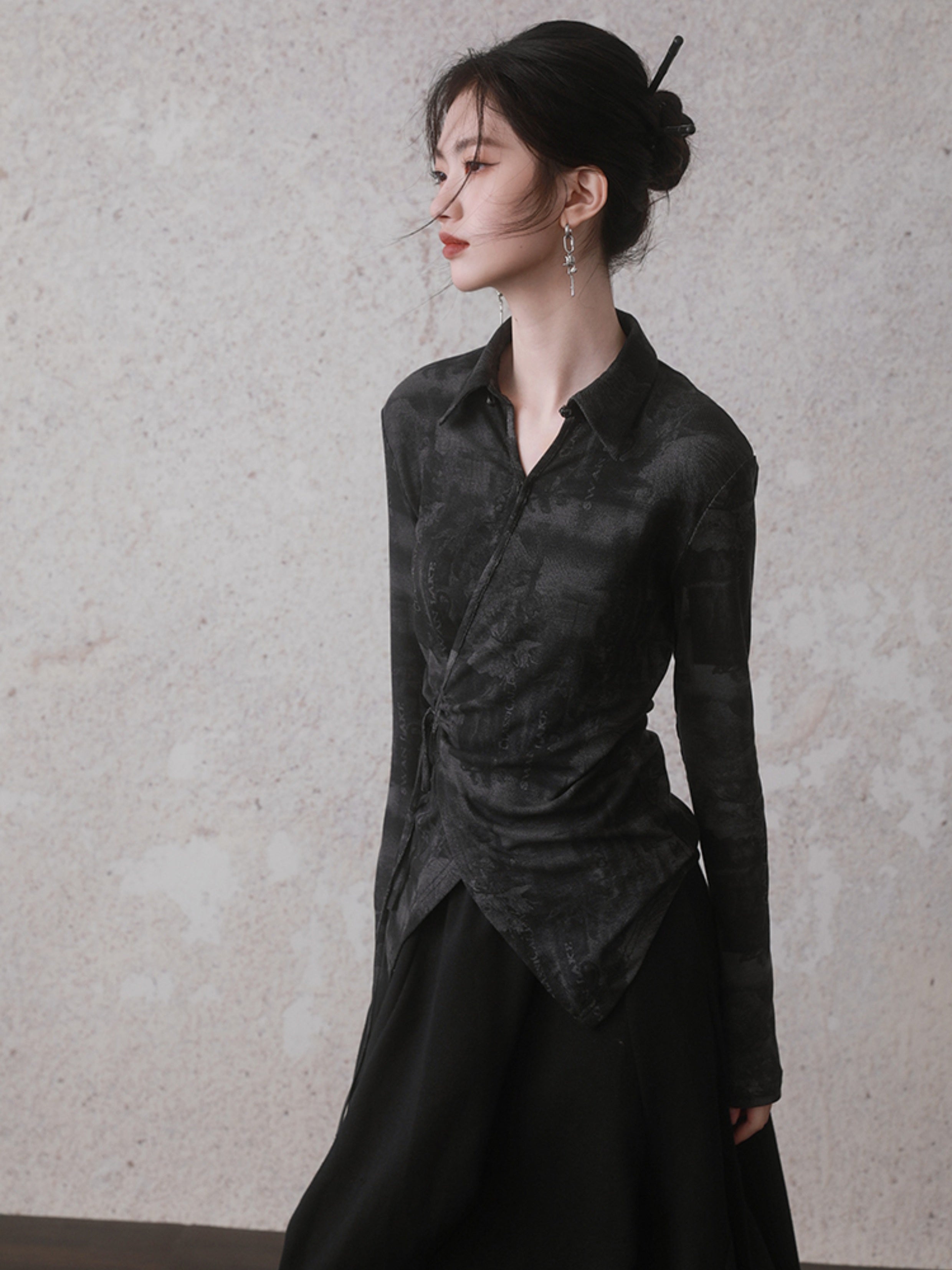 중국 스타일의 기울어 라팔 탑