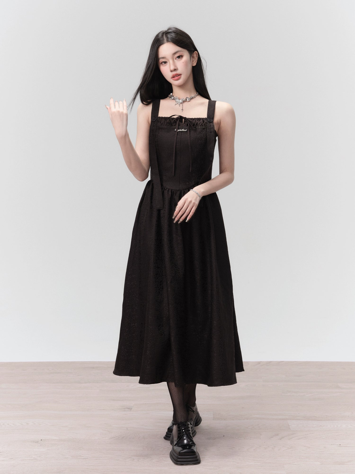 Jacquard Pleated Suspender Dress & Bow Patchwork Shirt