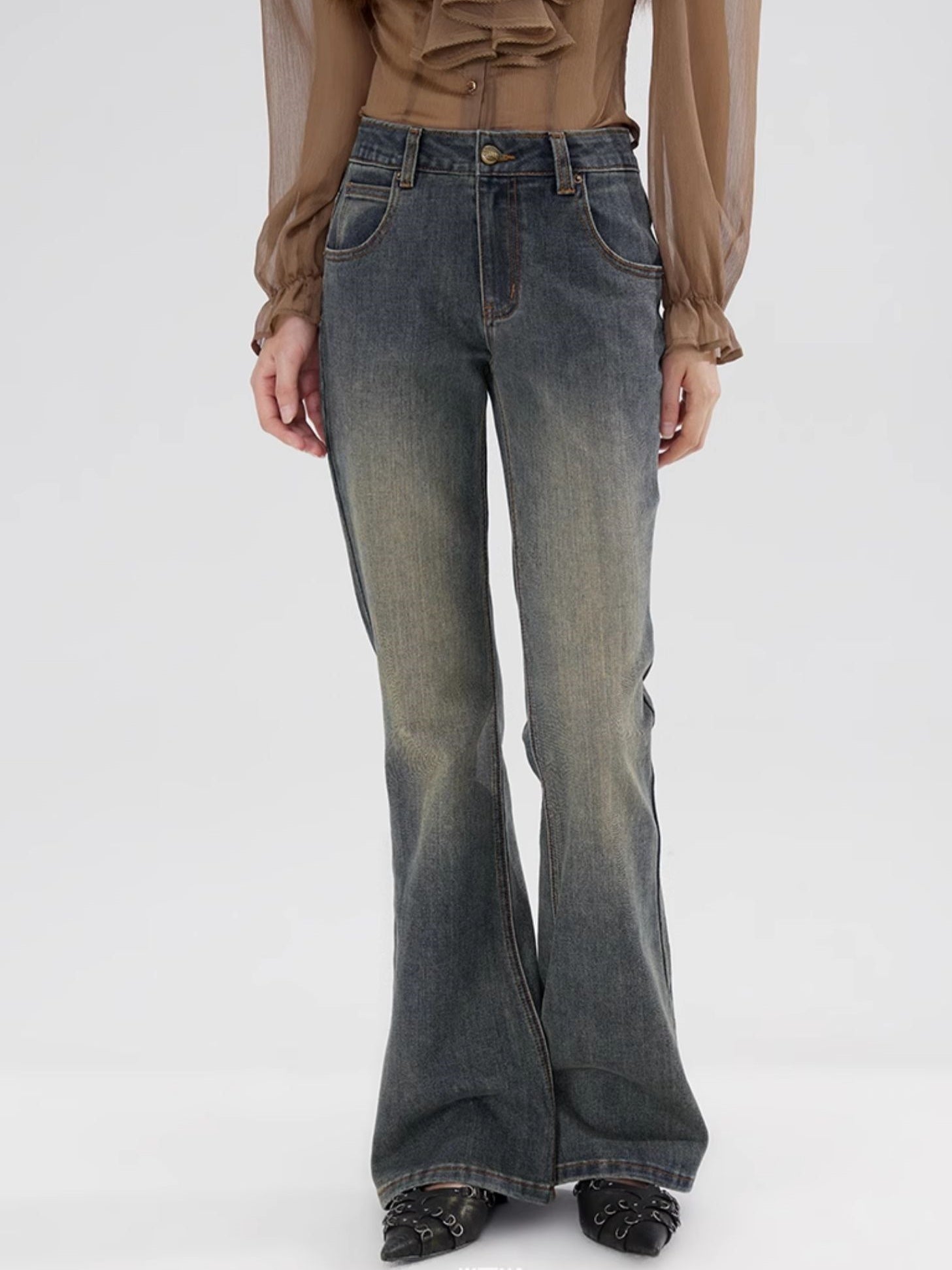 Heavy-duty Washed Micro-flare Gradient Jeans