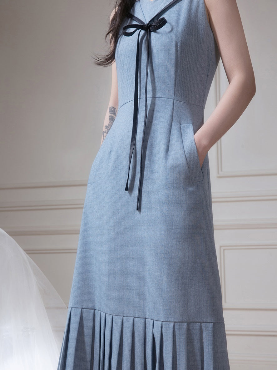 Navy Collar Sleeveless Pleated Hem Dress