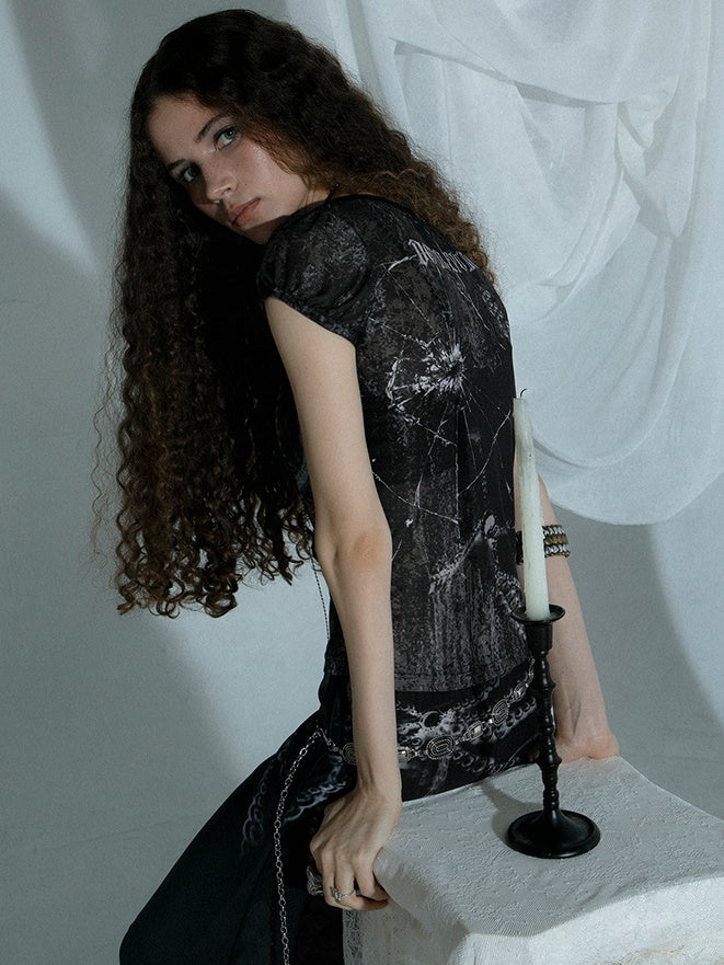 Spider Printing Short T-shirt & Low Waist Chain Printing Long Skirt