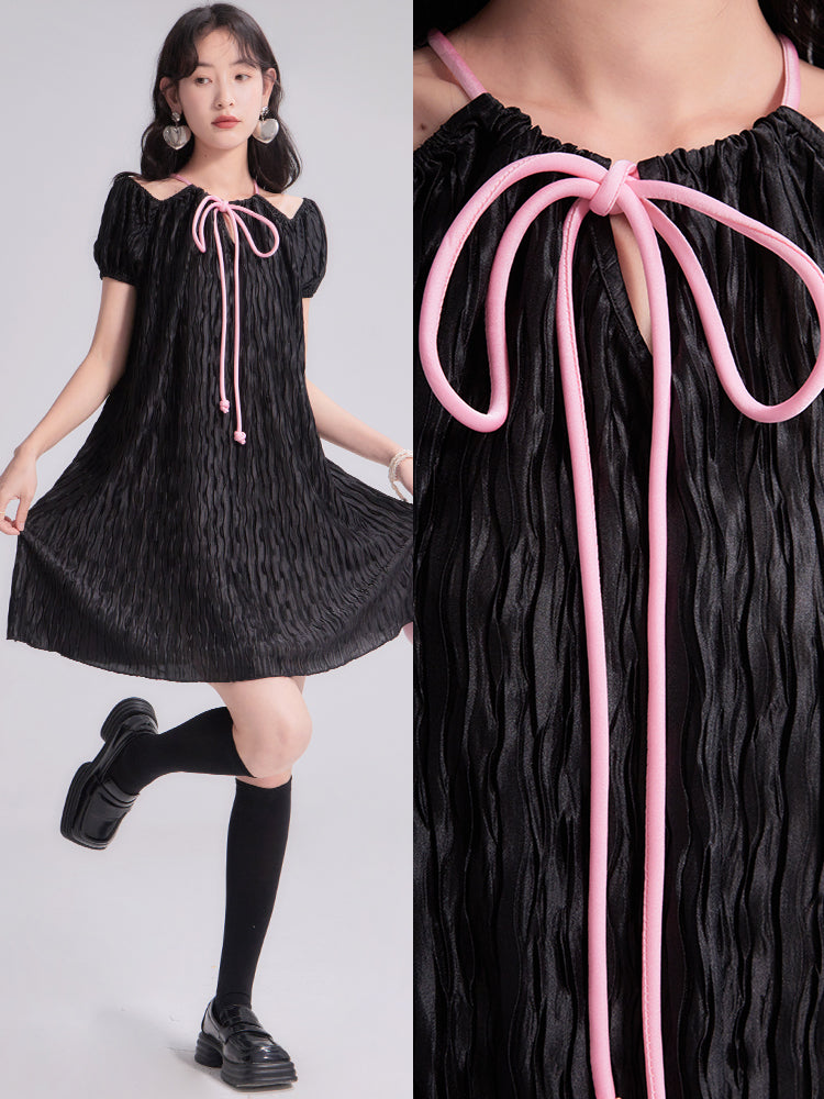Pleated Cut-shoulder Short-sleeved One-piece