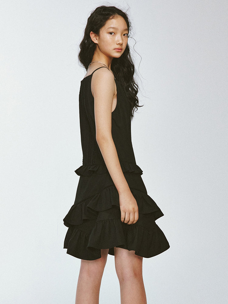 Pin Tuck Ruffle 서스펜더 프랑스 드레스