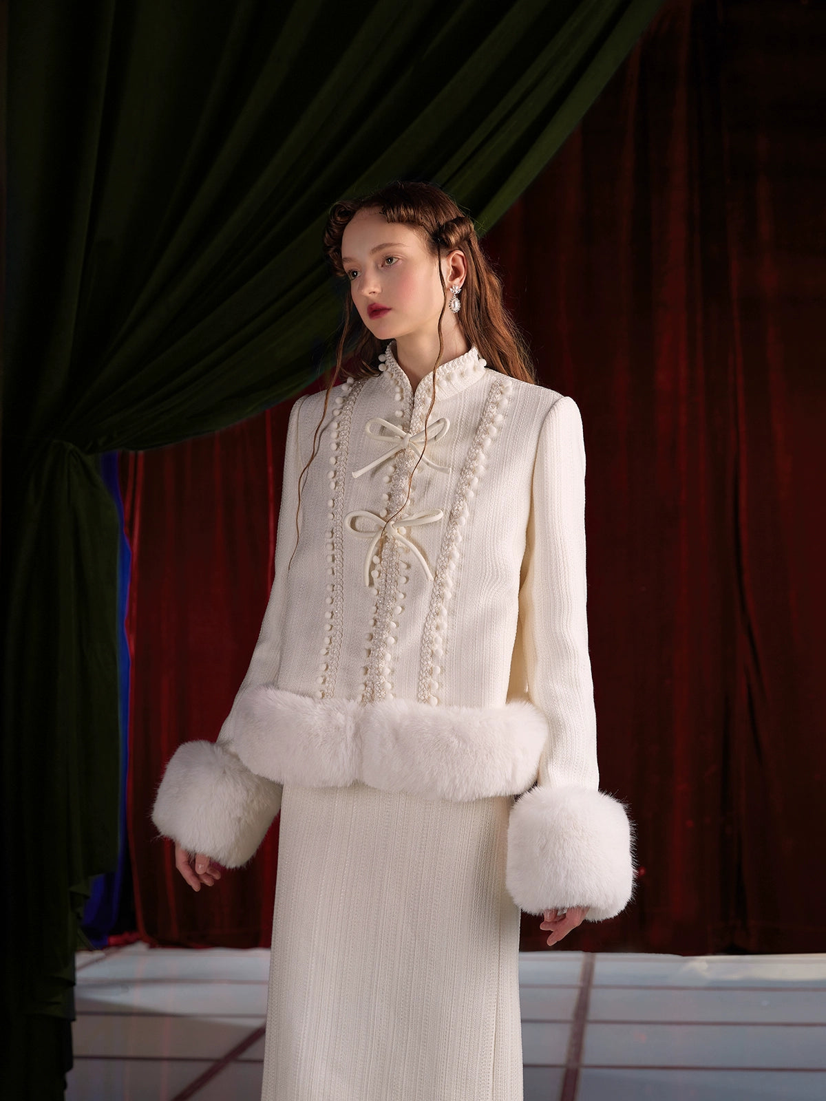 Lace Stitching Fur Mao-Collar Jacket & Skirt