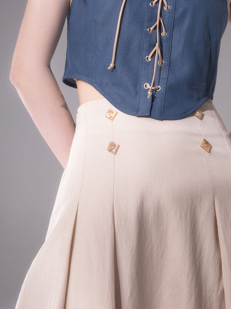 꼬집음 발목 치마