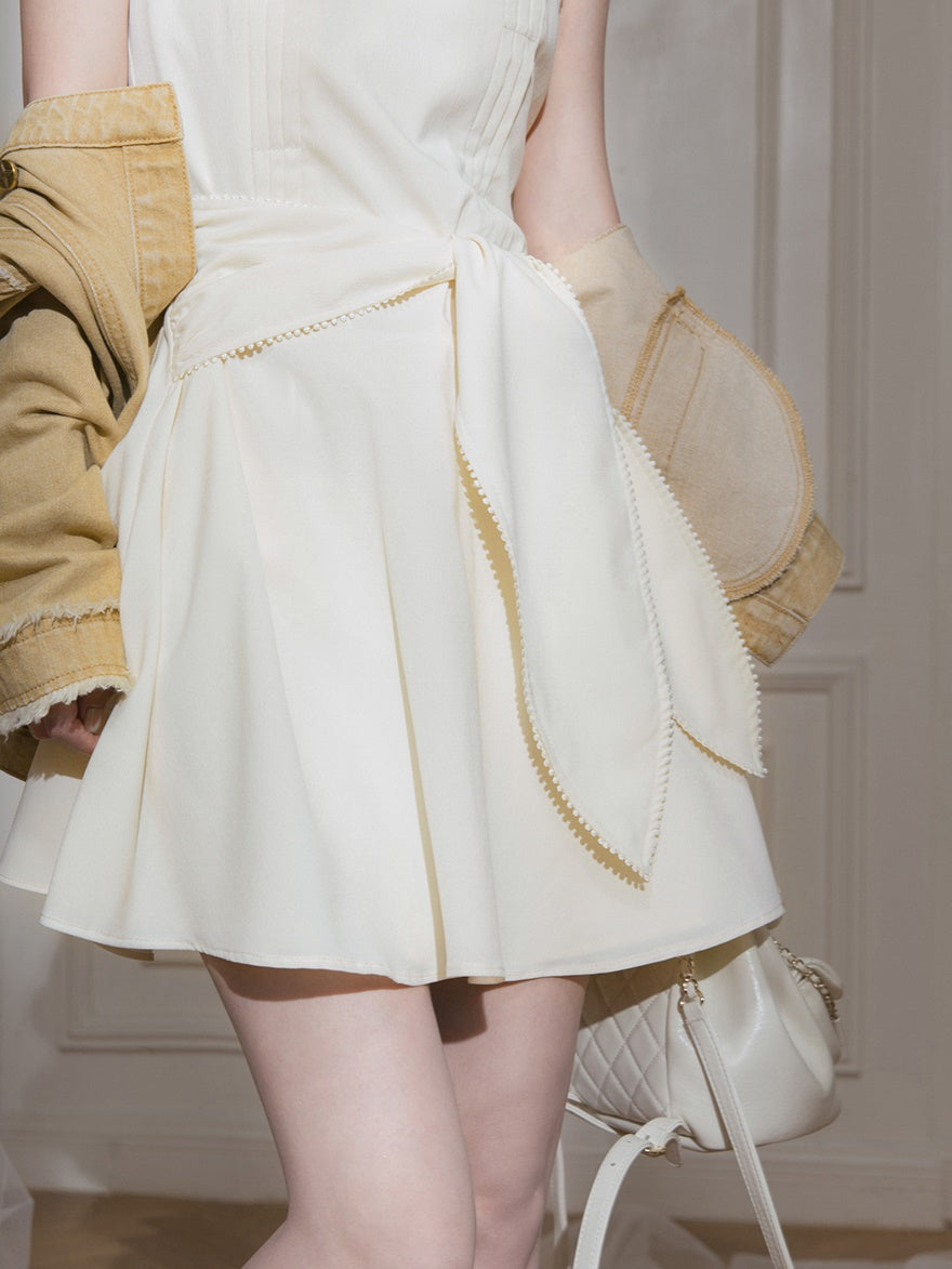 끈적 끈적한 활 디자인 짧은 드레스