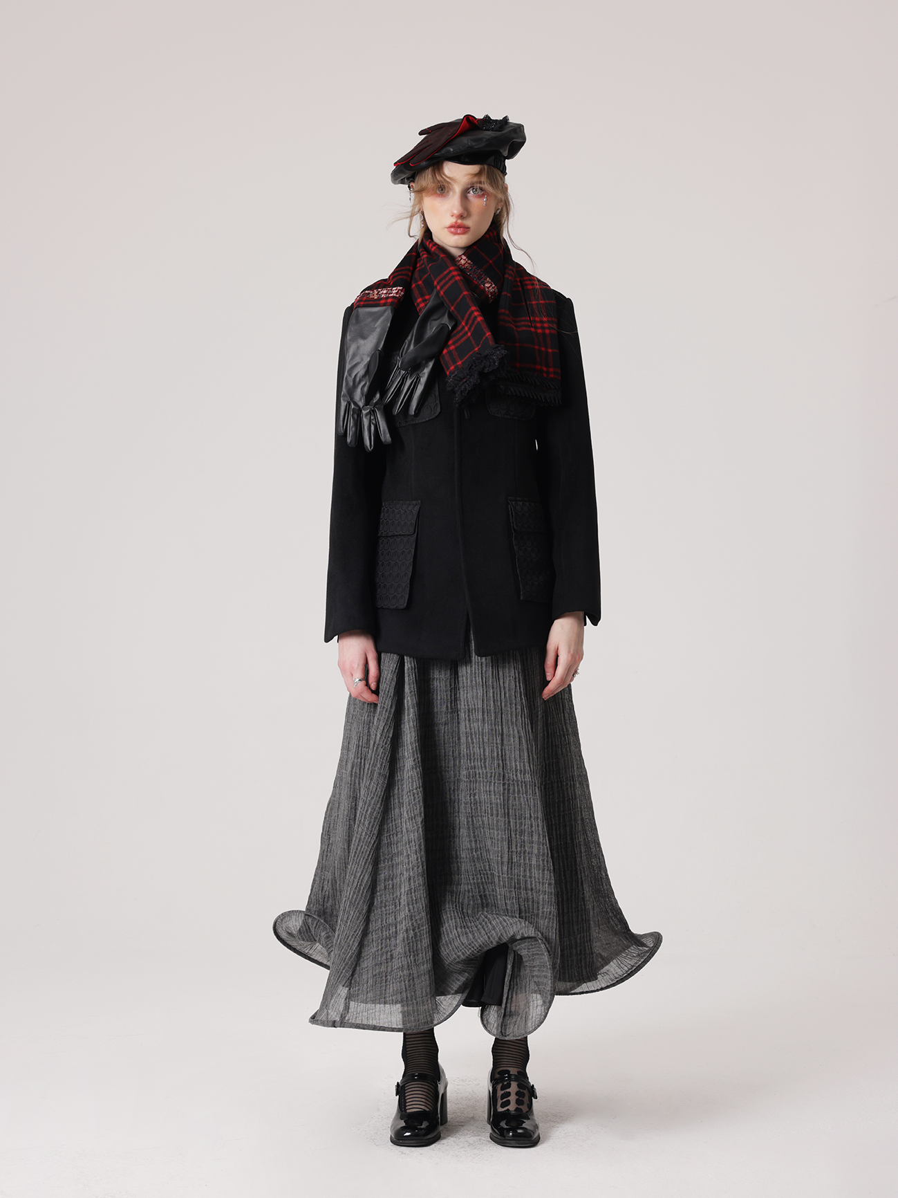 Kontrastkarette Spitzestichhandschuh Baskenbauer & Stola