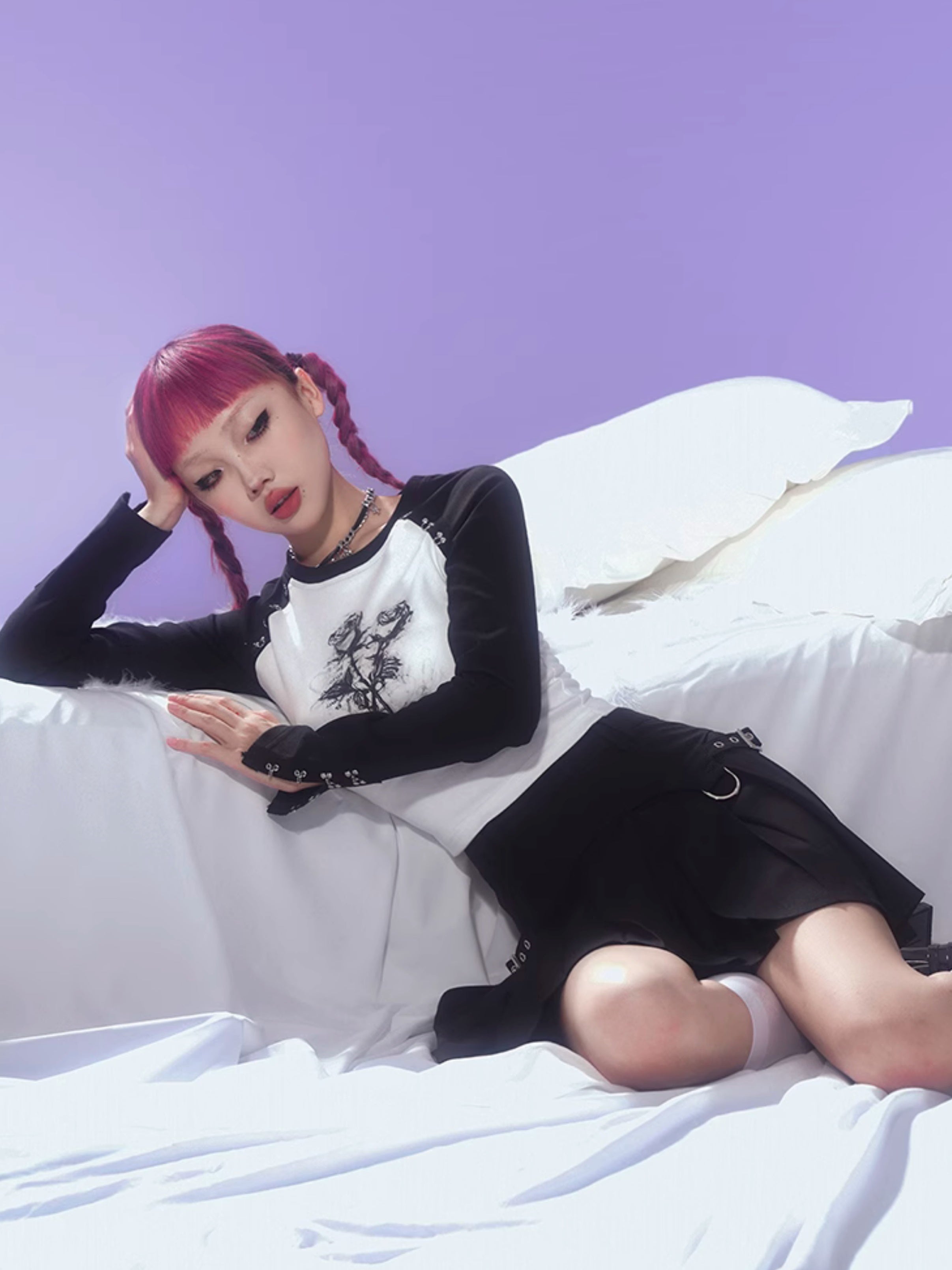 로즈 프린트 라글란 슬리브 티셔츠
