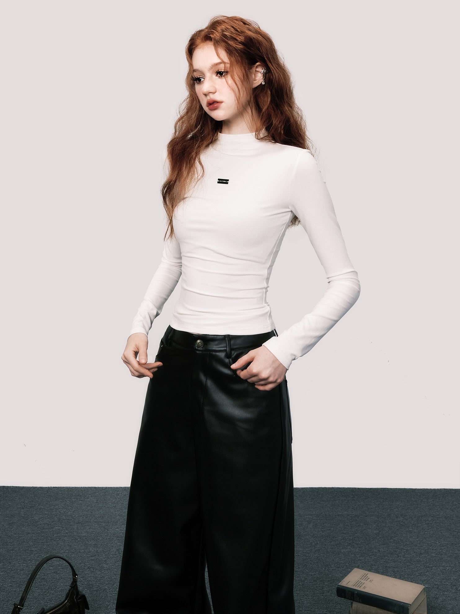 Half-Kyneck Elastic Slim Booding Shirt