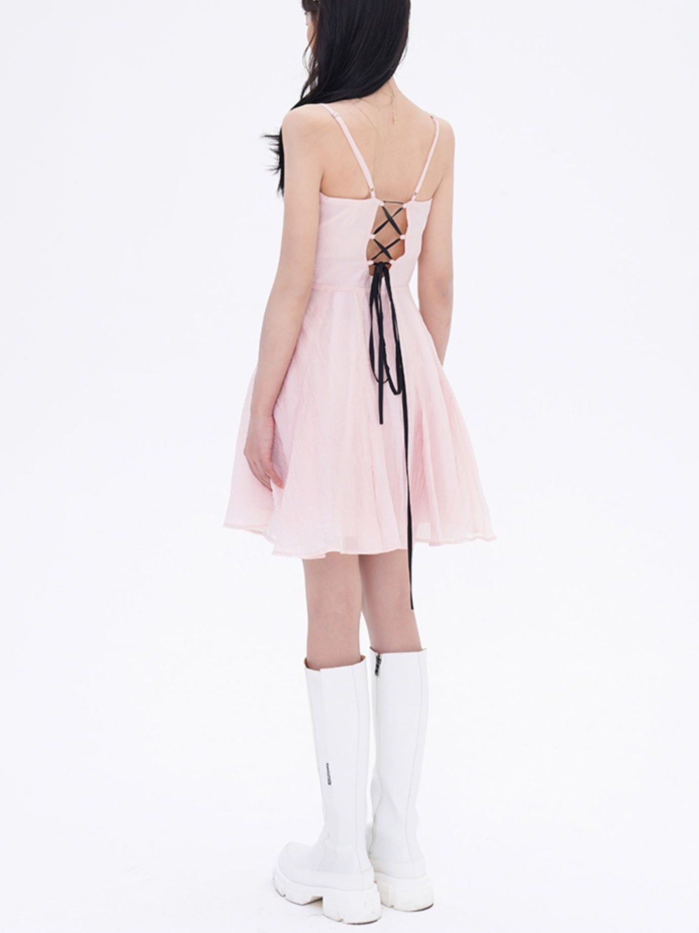 Hoher Taillengurt -Hosenteilkleid