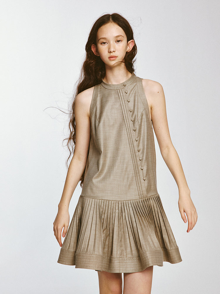 Robe sans manches en trois dimensions plissées