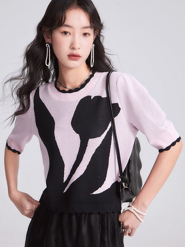Tulip Contrast Color Short-Sleeeded Knit & Skirt