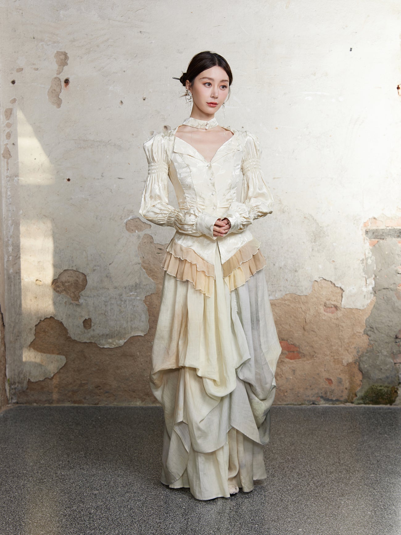 V-Neck Palace 스타일 퍼프 슬리브 상단