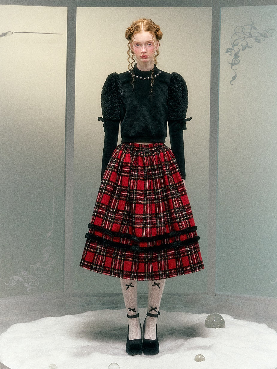 모피 소매를 좋아합니다. 보우 진주 장식 짧은 상단