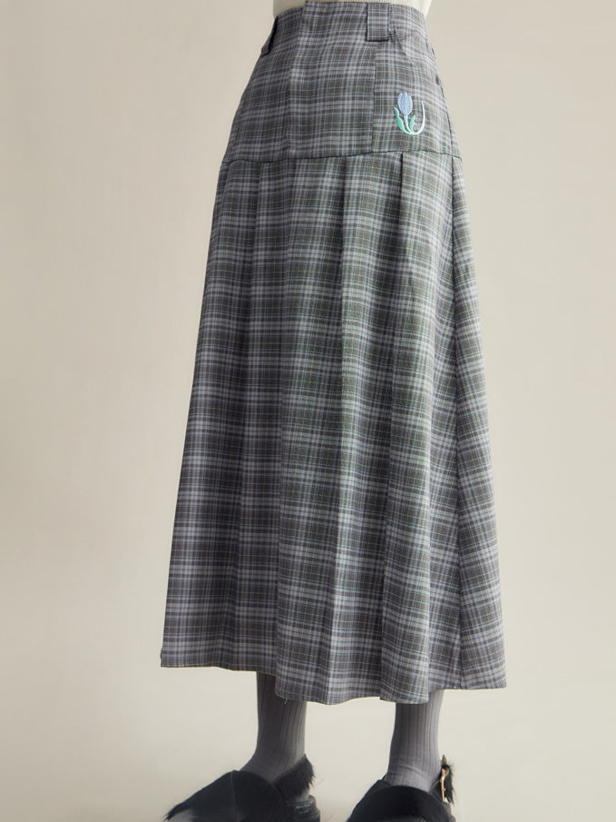체크 무늬 튤립 자수 주름 치마