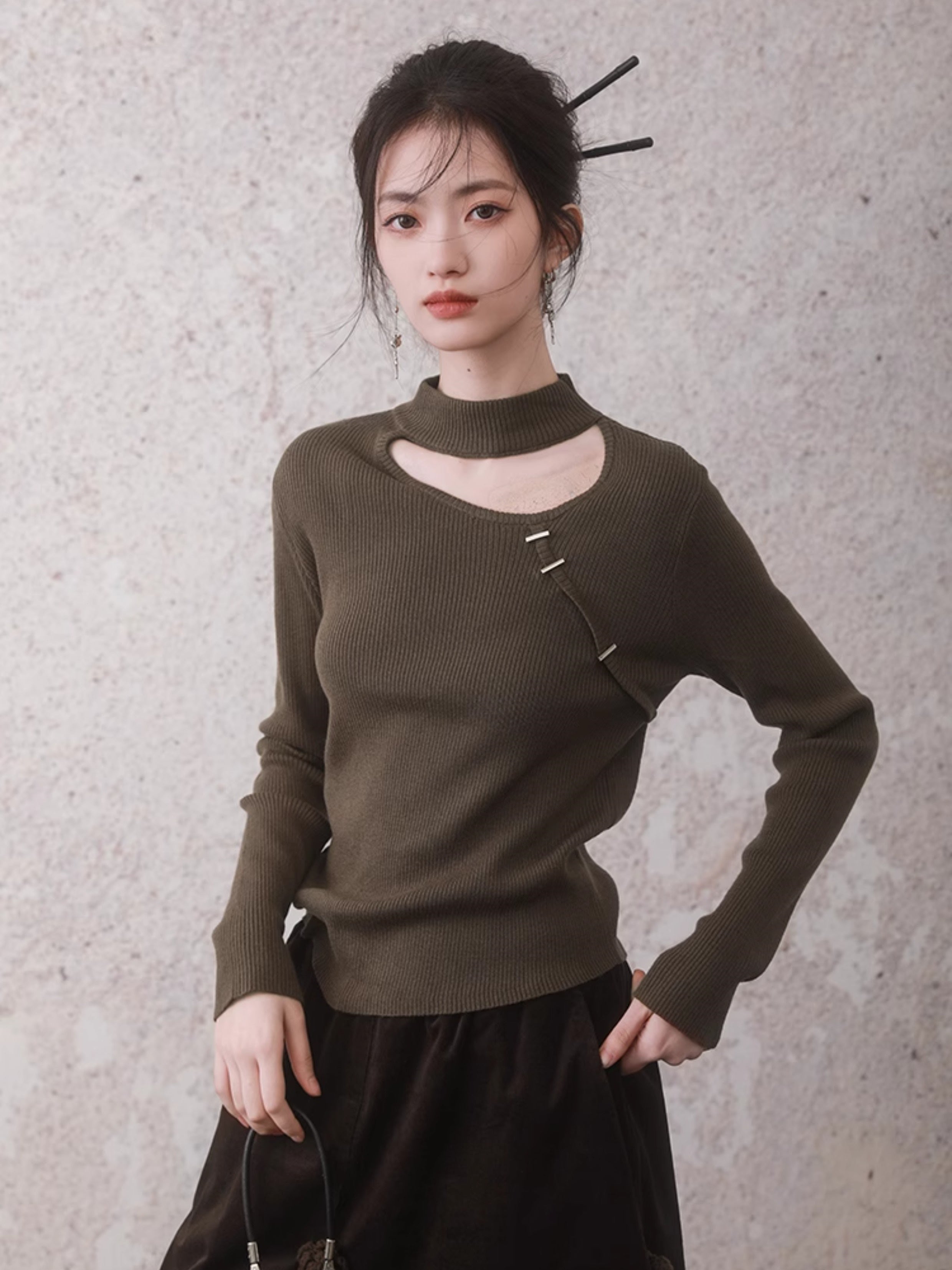 Neuer chinesischer Styledrawstring -Ausschnittpullover