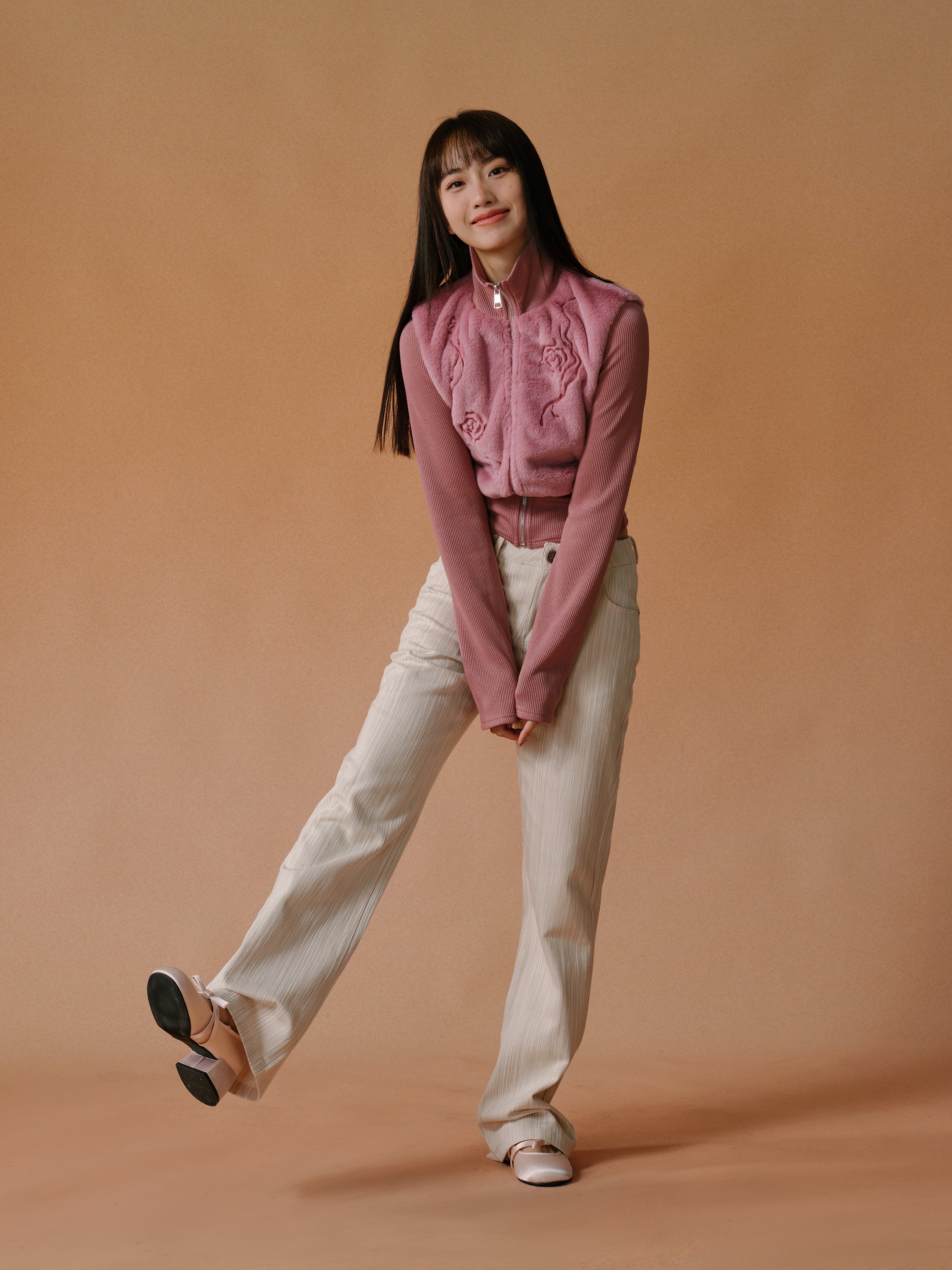 모피 스티칭 꽃 포도 나무 지퍼 높은 목 자켓