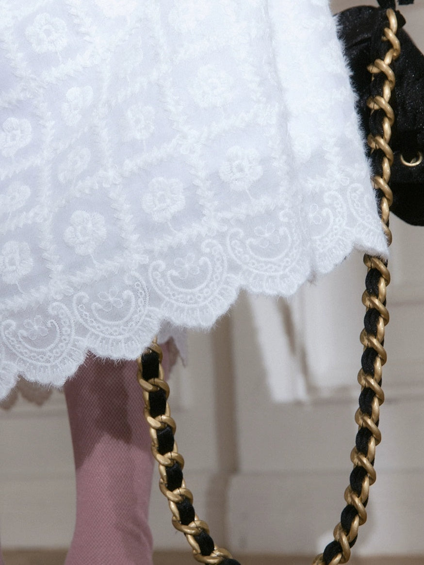 Plüsch gesticktes Kleid