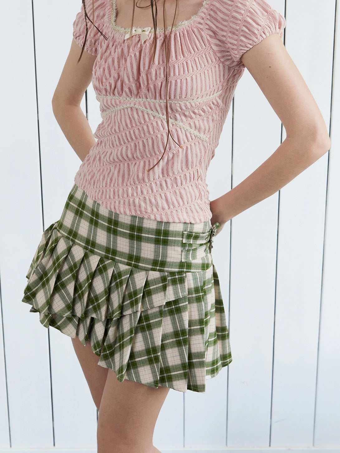 Plaid Asymmetric Pleated Skirt