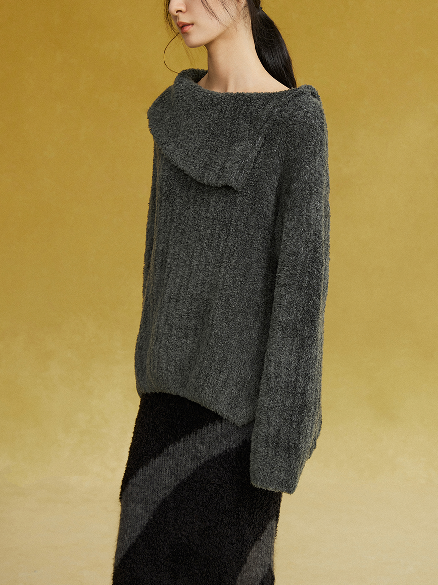 Relaxed Silhouette Loose Sweater