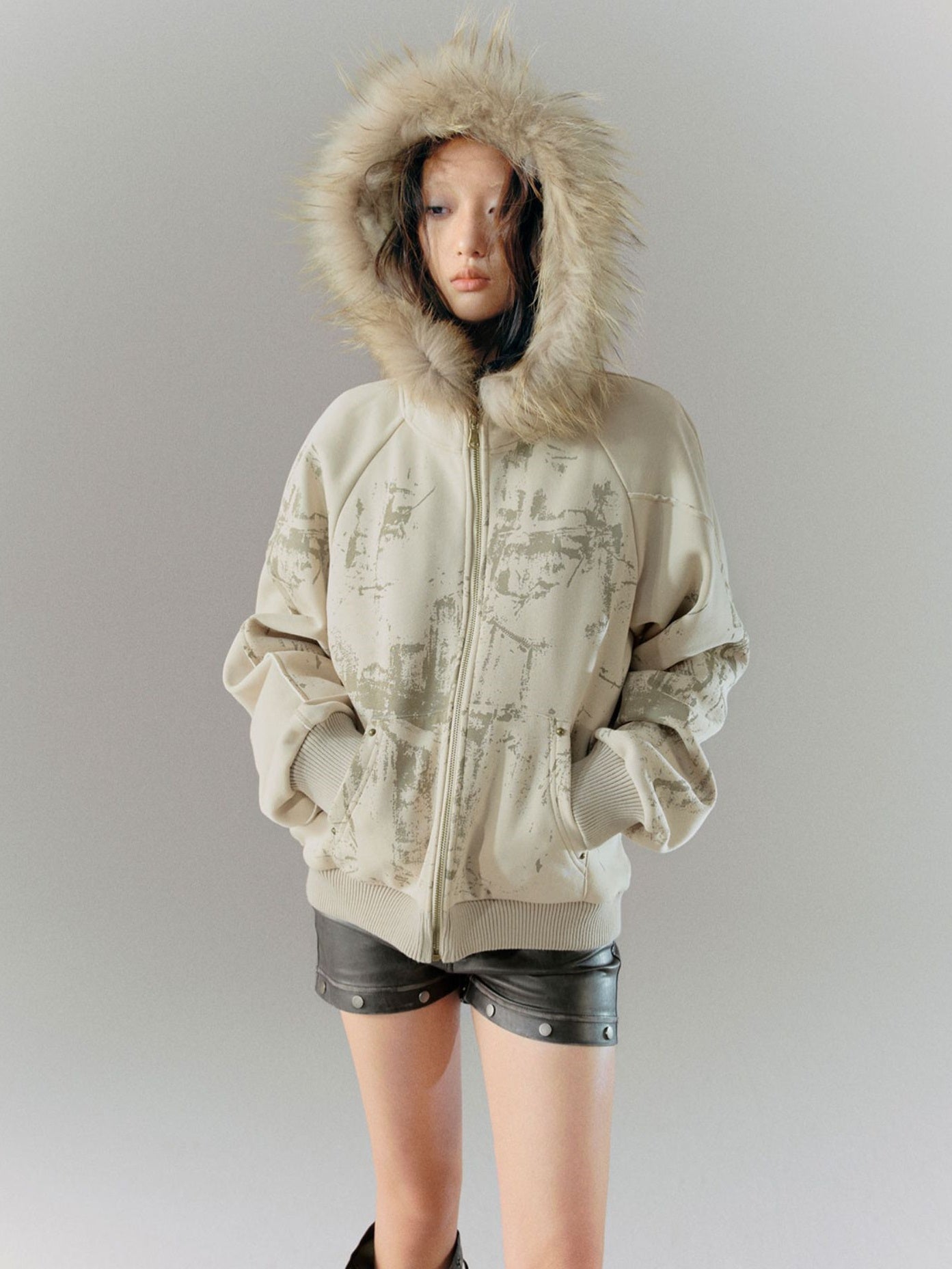 Loose Mottled Graffiti Fur Stitch Hooded Sweat Jacket