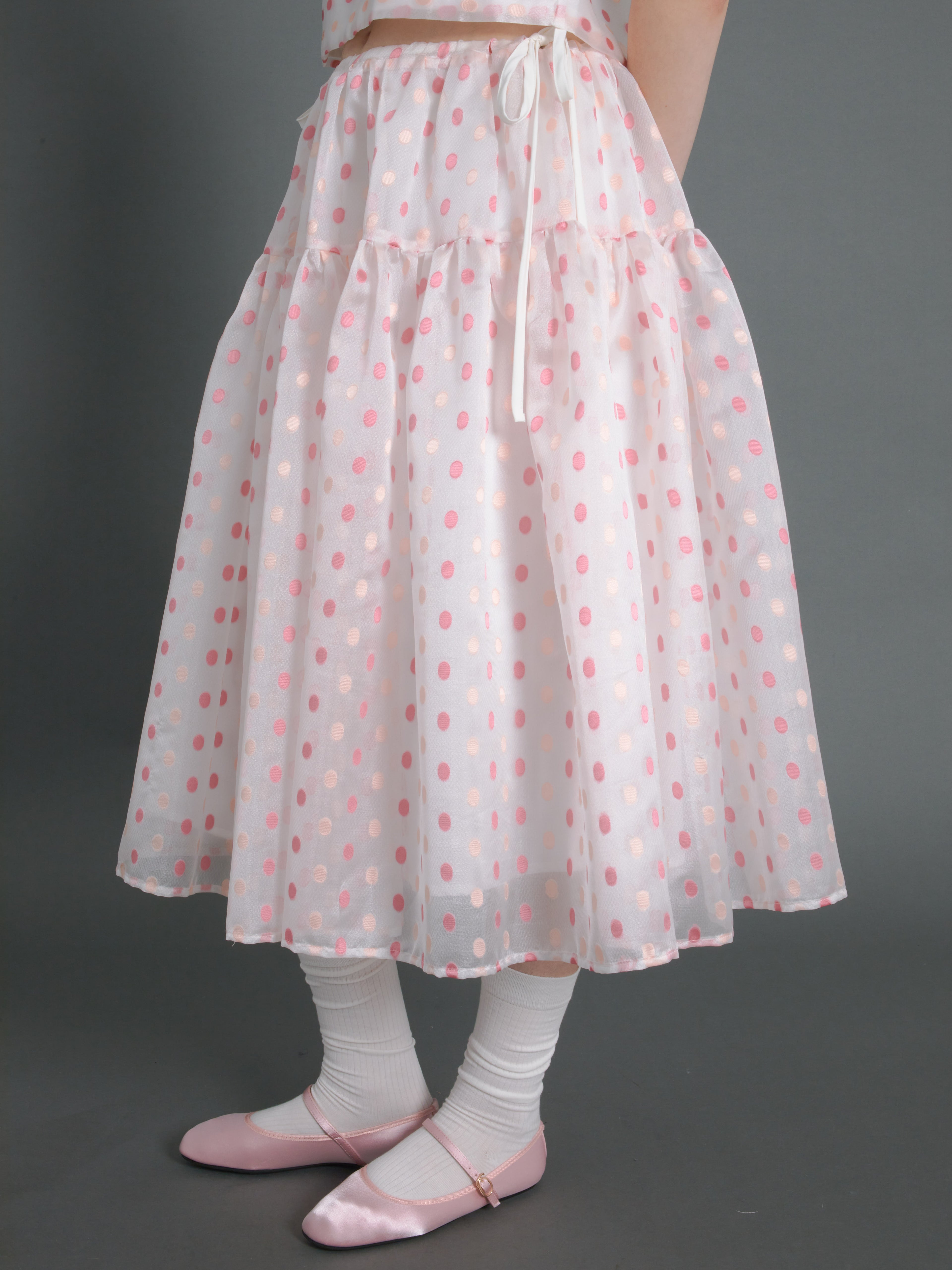 Polka Dot Sleeveless Back Ribbon Top & Gather Fluffy Skirt