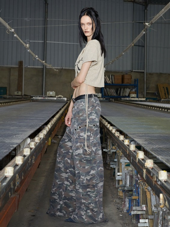 Pulling Up Belt Short Sleeve T-Shirt