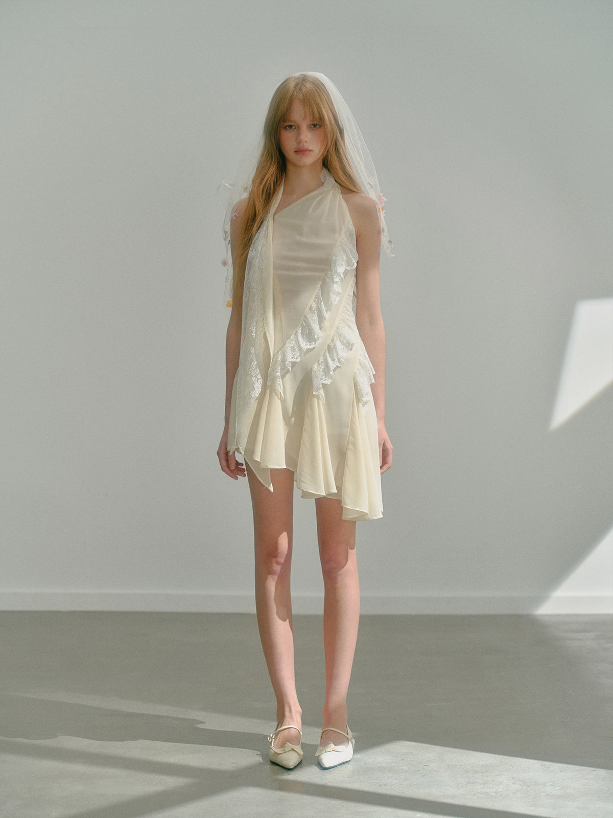 Ribbon Irregular Diagonal Lace Halterneck Chiffon Dress