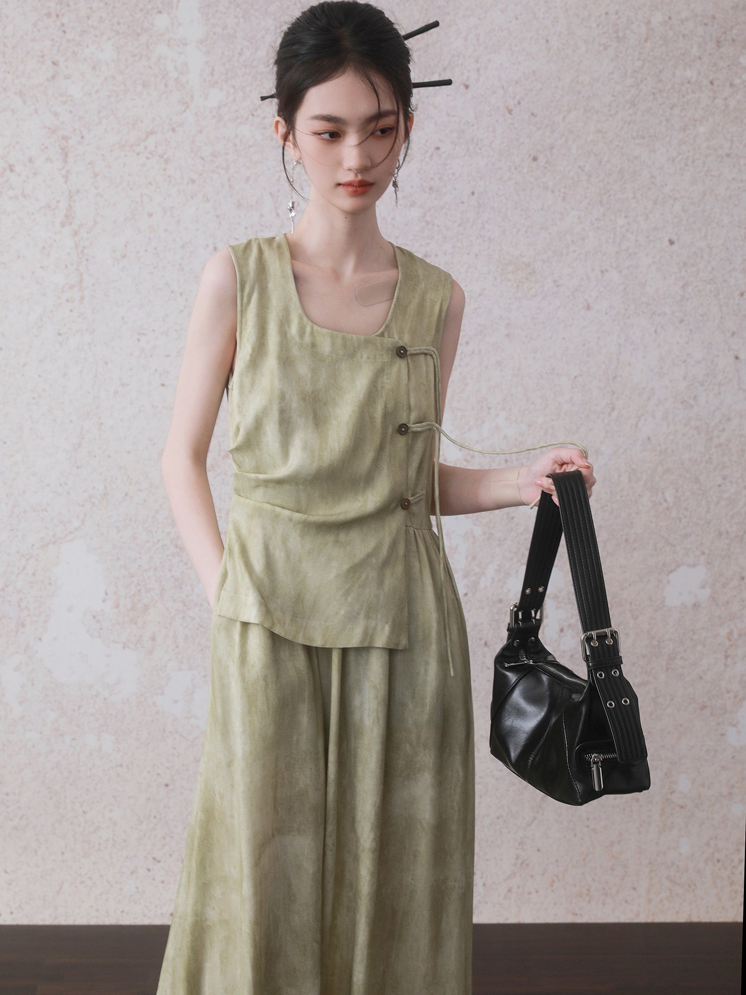 Fake Two-piece Design Chinesel Style Sleeveless Dress