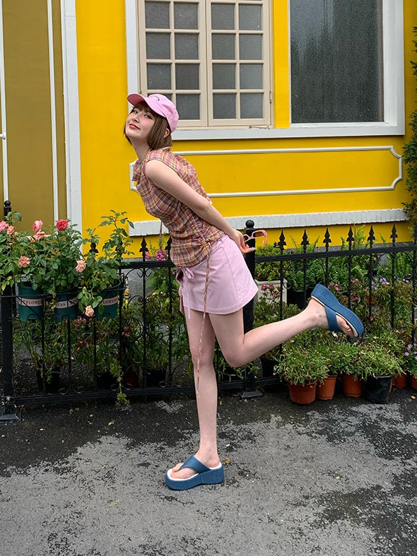 Jupe de mini-mécanir à taille basse en trois dimensions