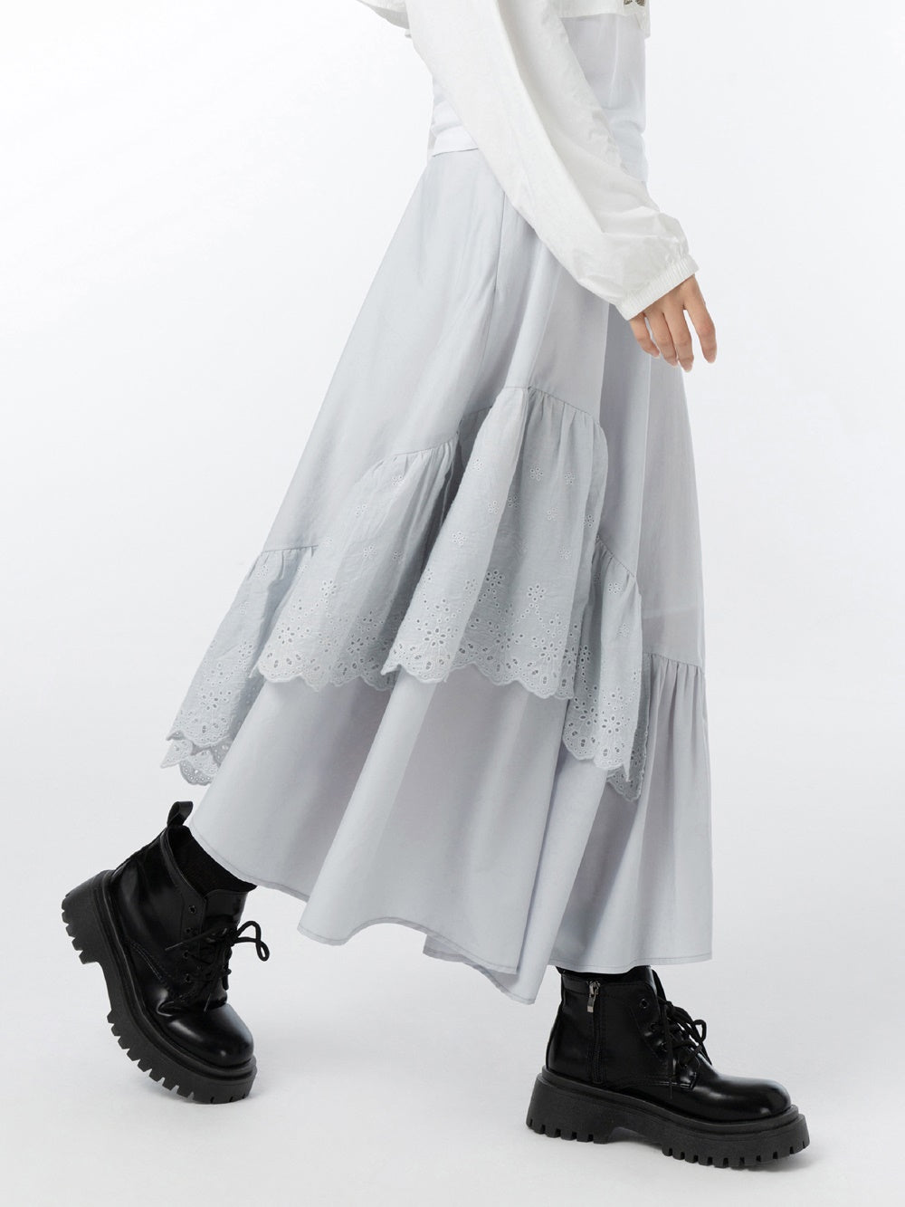 Dislocation Stitching Lace Skirt