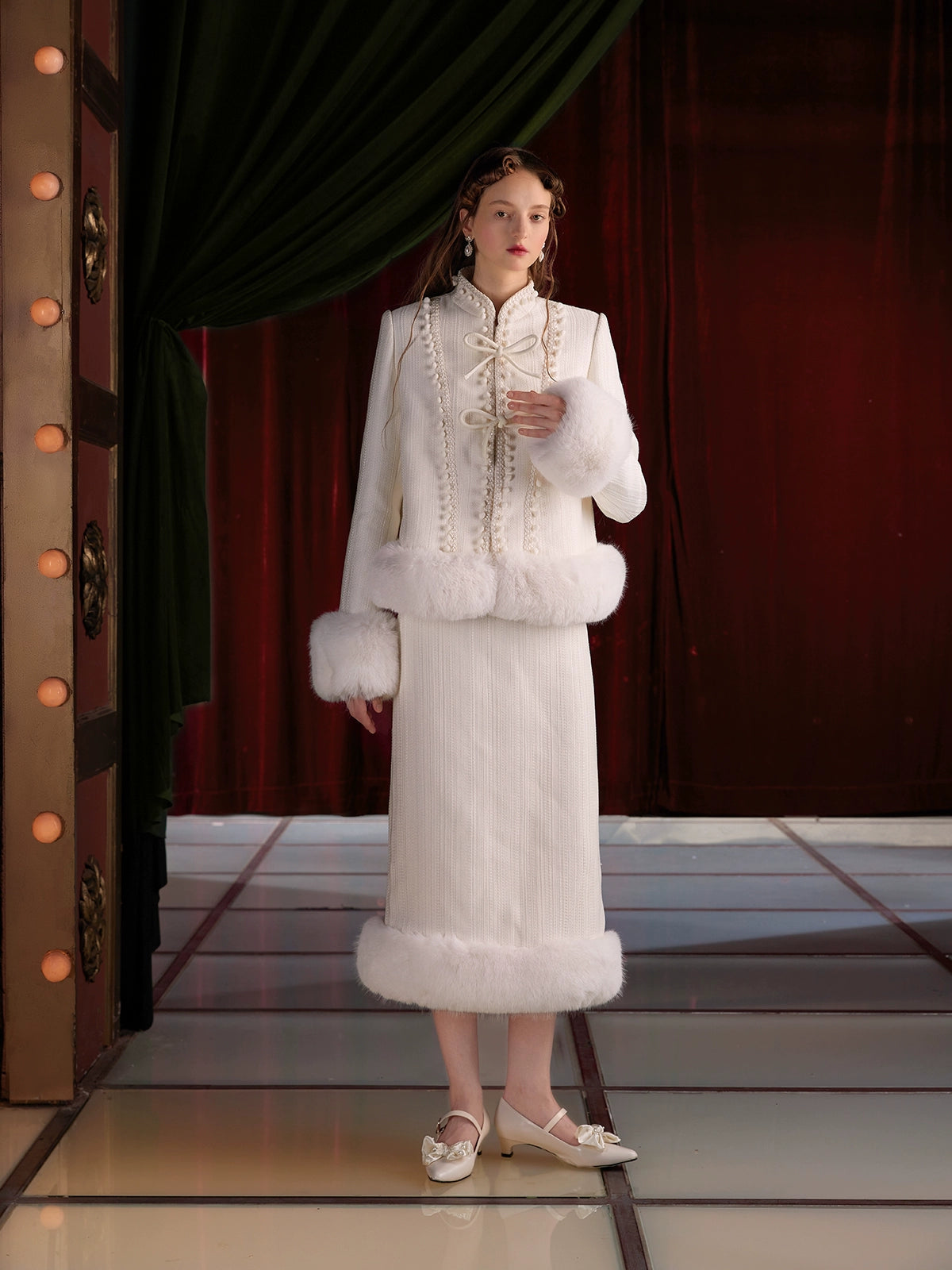 Lace Stitching Fur Mao-Collar Jacket & Skirt