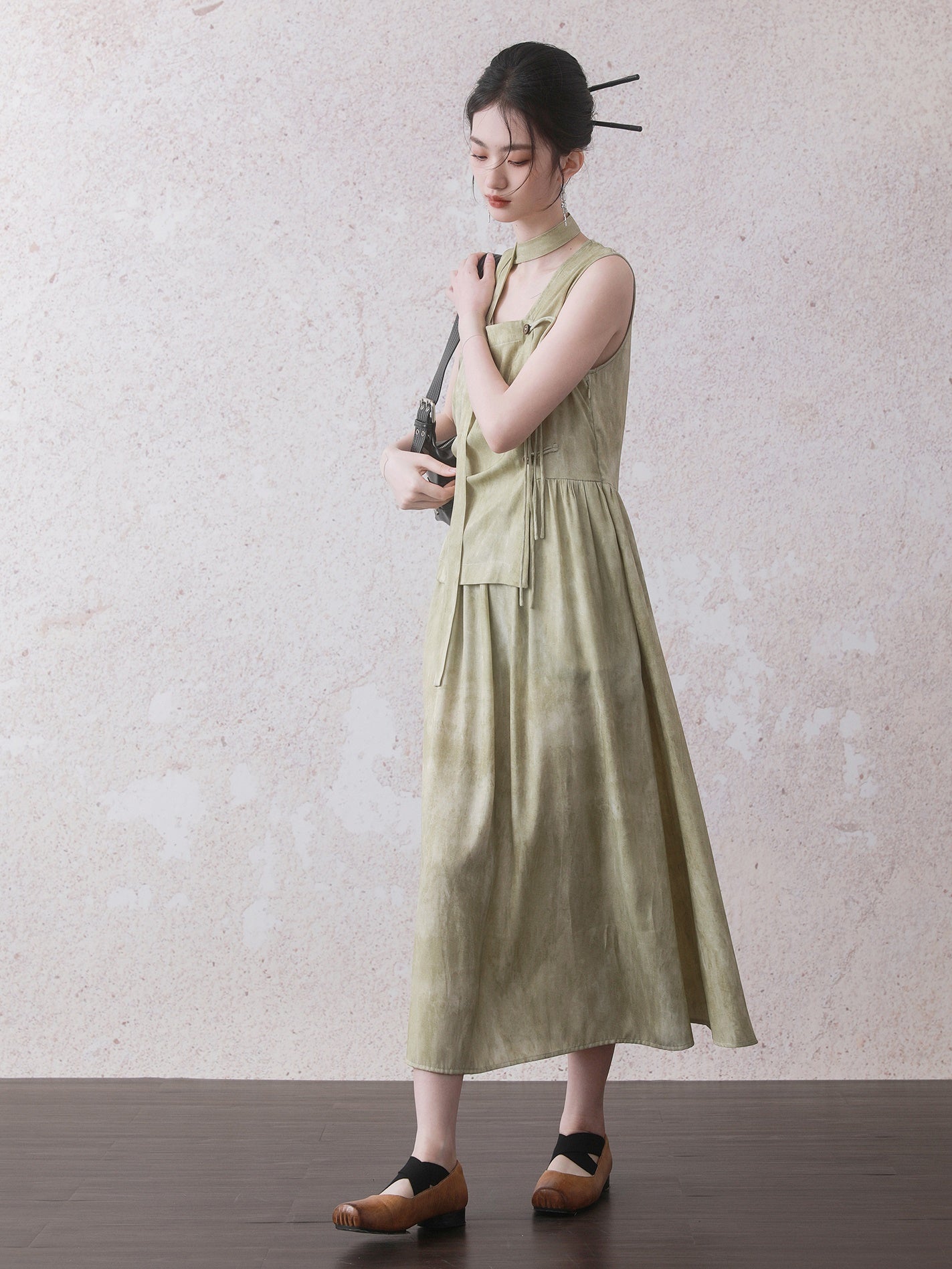 Fake Two-piece Design Chinesel Style Sleeveless Dress