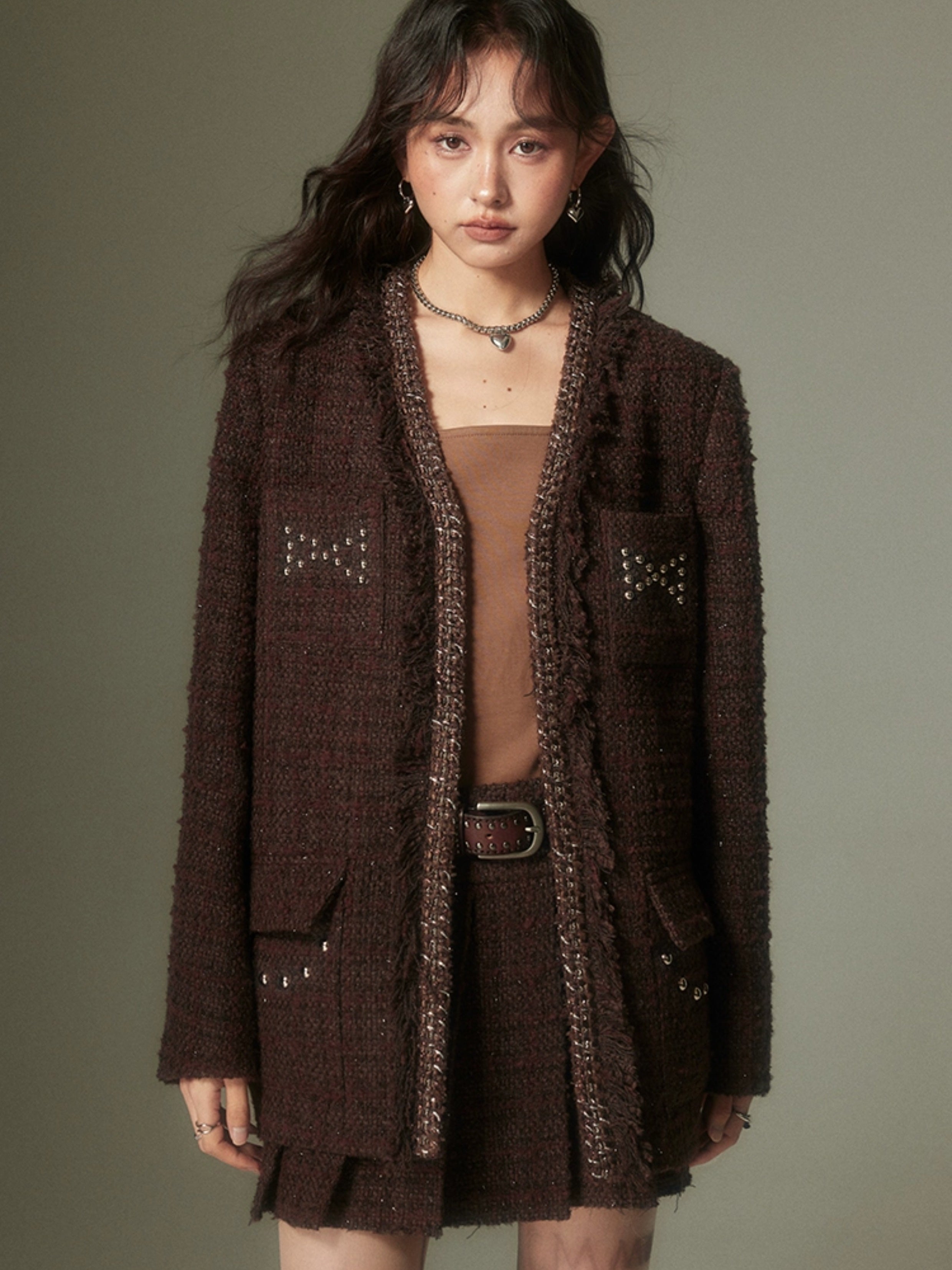 Nietglitter-Tweed-No-Kriechen-Jacke und Faltenrock