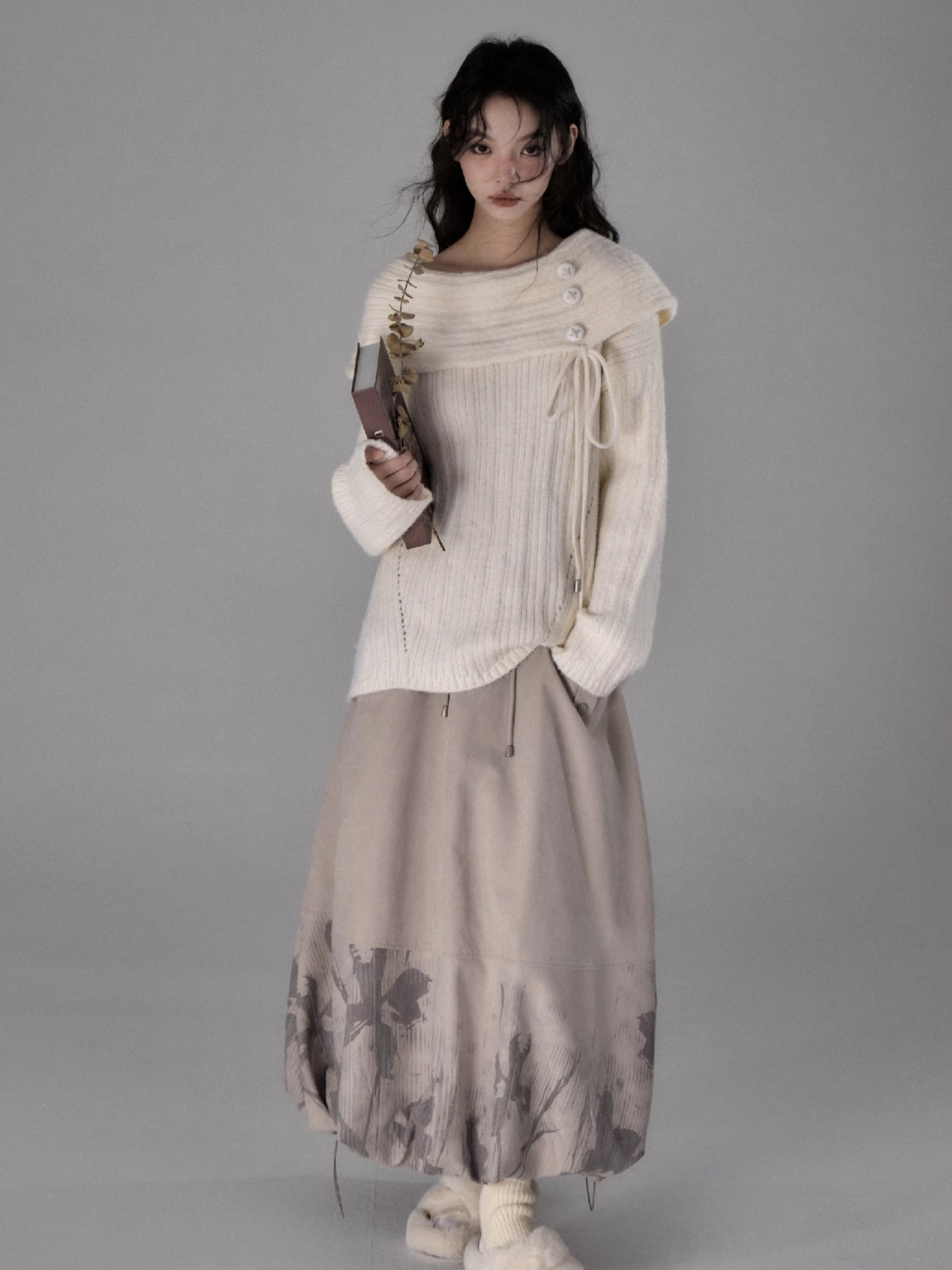 Floating Flower Shadow Printed Quilted A-line Bud Skirt