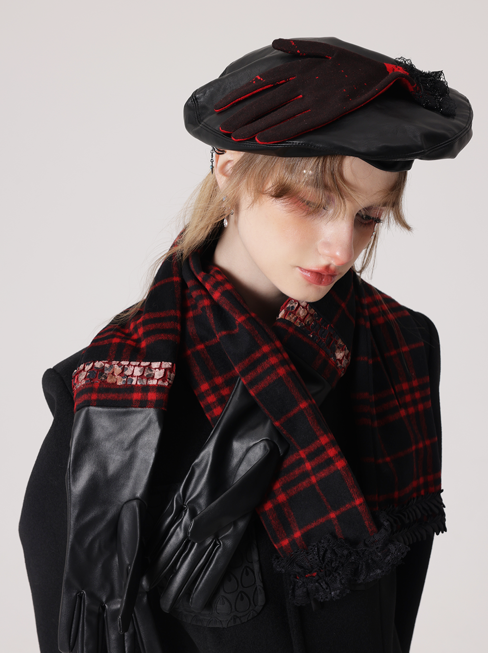 Kontrastkarette Spitzestichhandschuh Baskenbauer & Stola