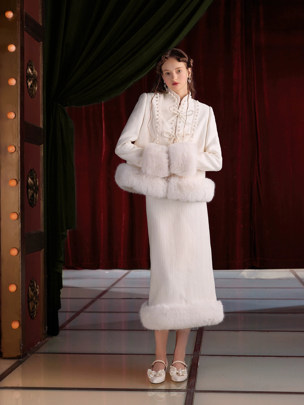 Lace Stitching Fur Mao-Collar Jacket & Skirt