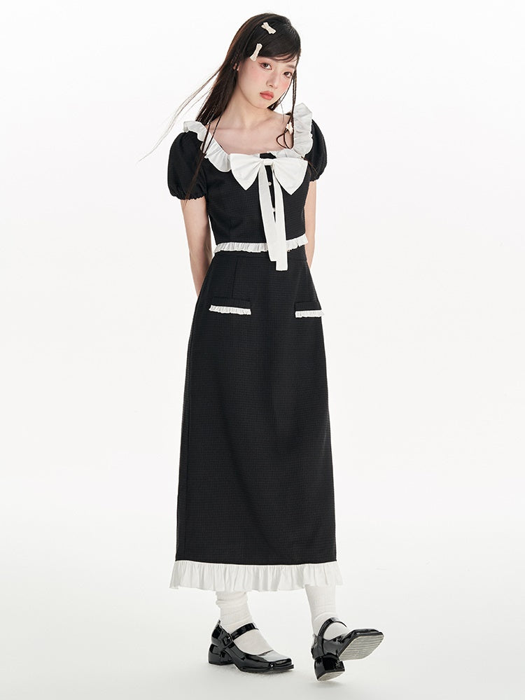 Petit toit à volants à manches bouffées et jupe à volants