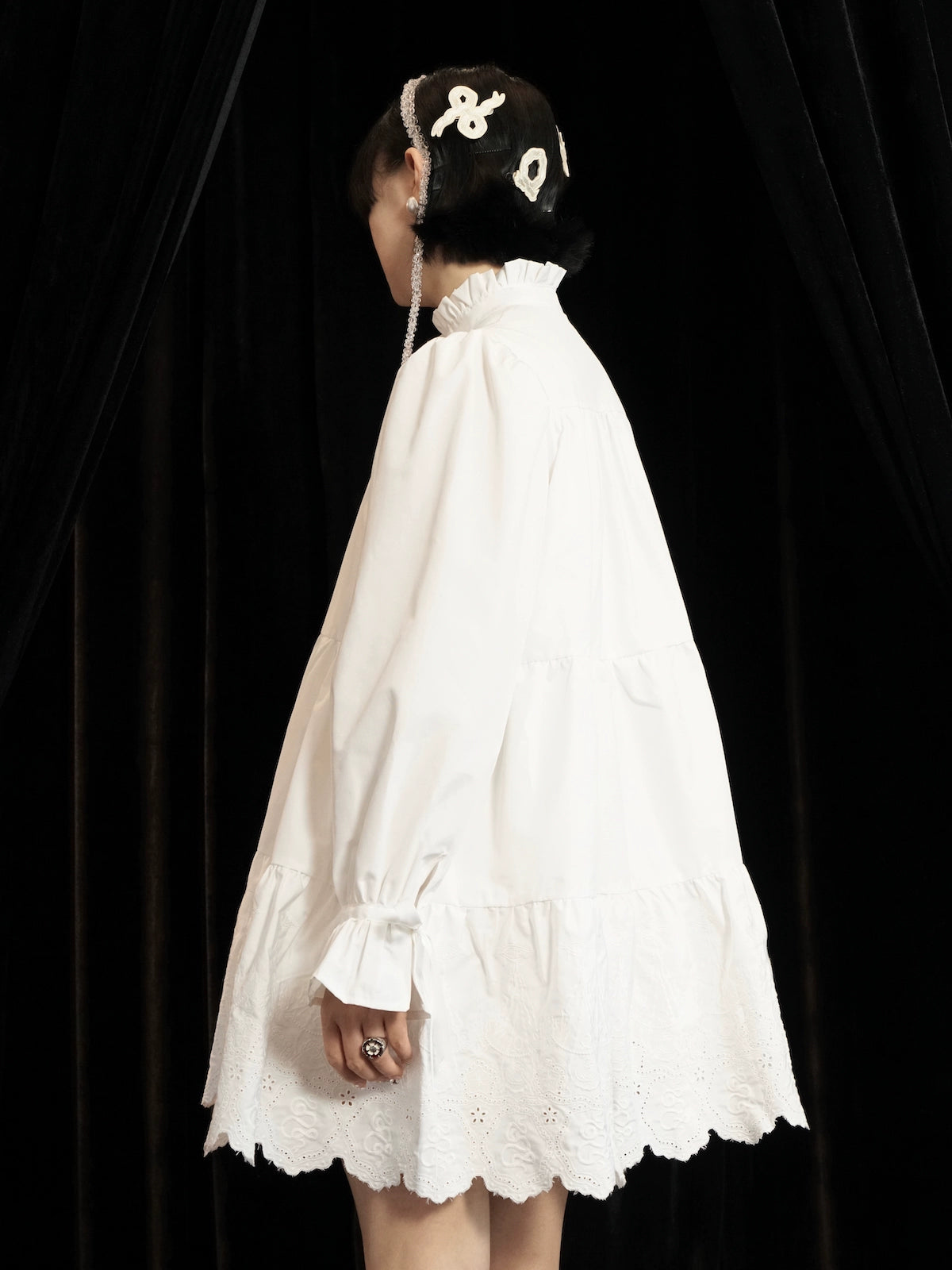 Sticked Tunika -Hemd mit Spitzenpuffärmel