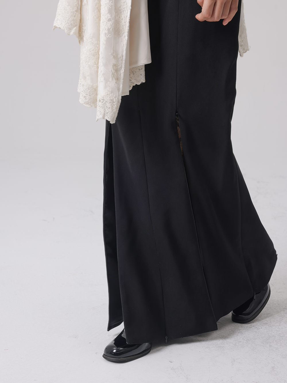 Detachable Lace V-neck Jacket & Slit Skirt