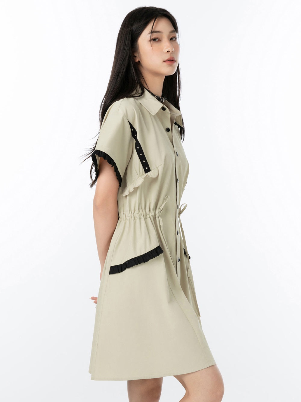 짧은 슬리드 드로 스트링 허리 셔츠 원피스