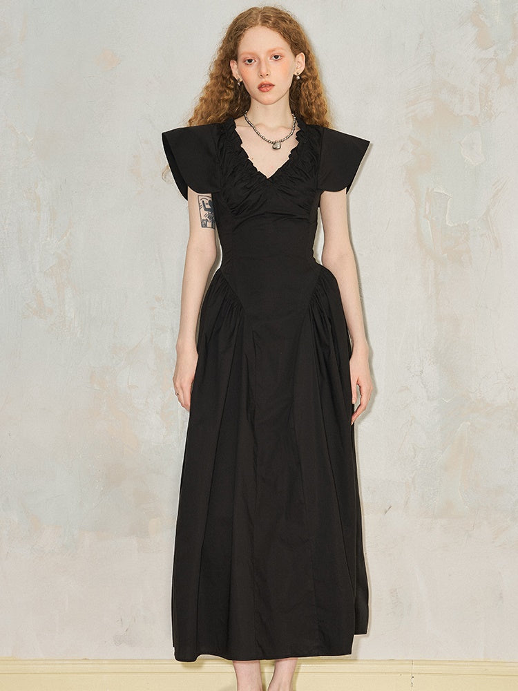 Wrinkled V-neck French Flying Sleeve Dress