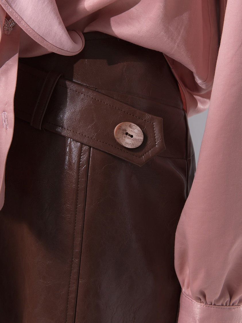 Loose Leather Jacket & A-Line Skirt