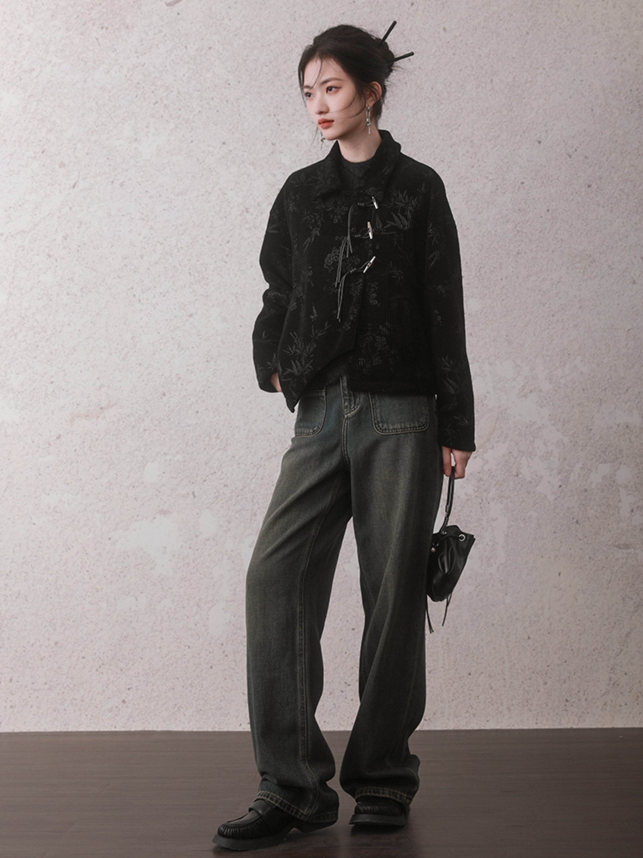 대나무 잎은 엠보싱 된 비스듬한 옷깃 짧은 재킷