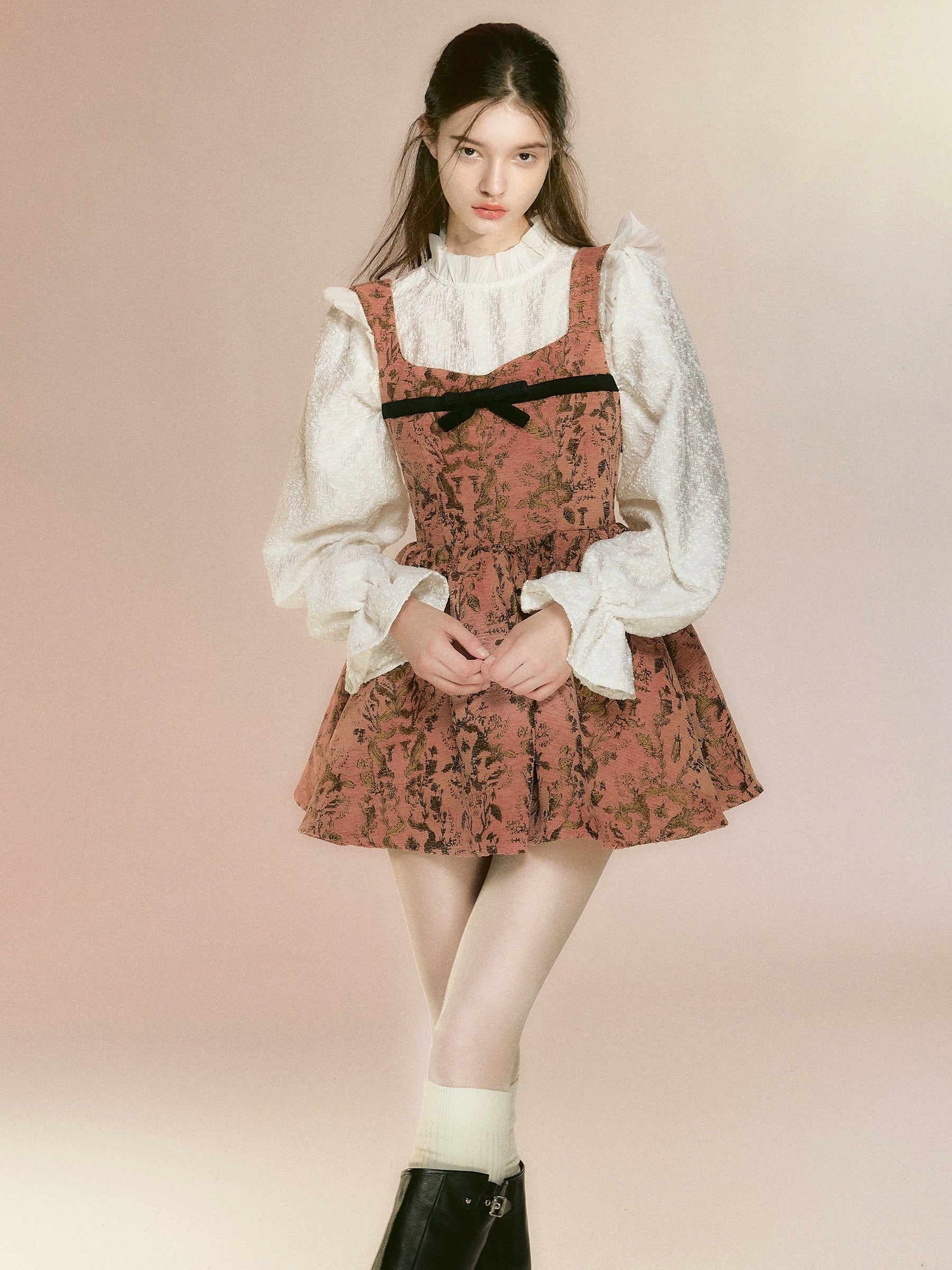 레이스 스탠드 칼라 작은 플라잉 소매 셔츠